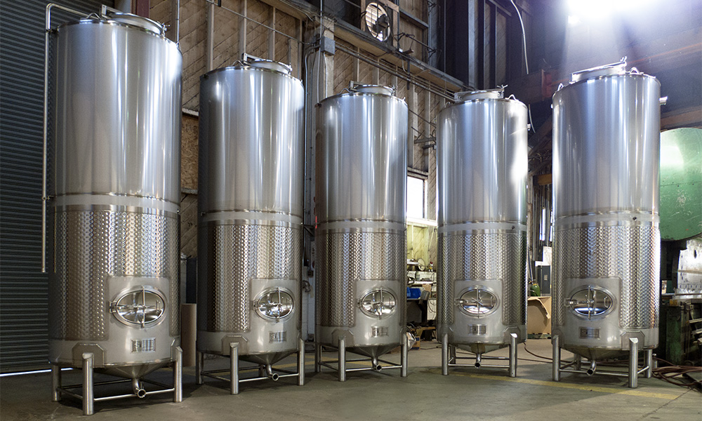 5e989a40a264bd78d2f83529_spokane-industries-distilling-fermenters